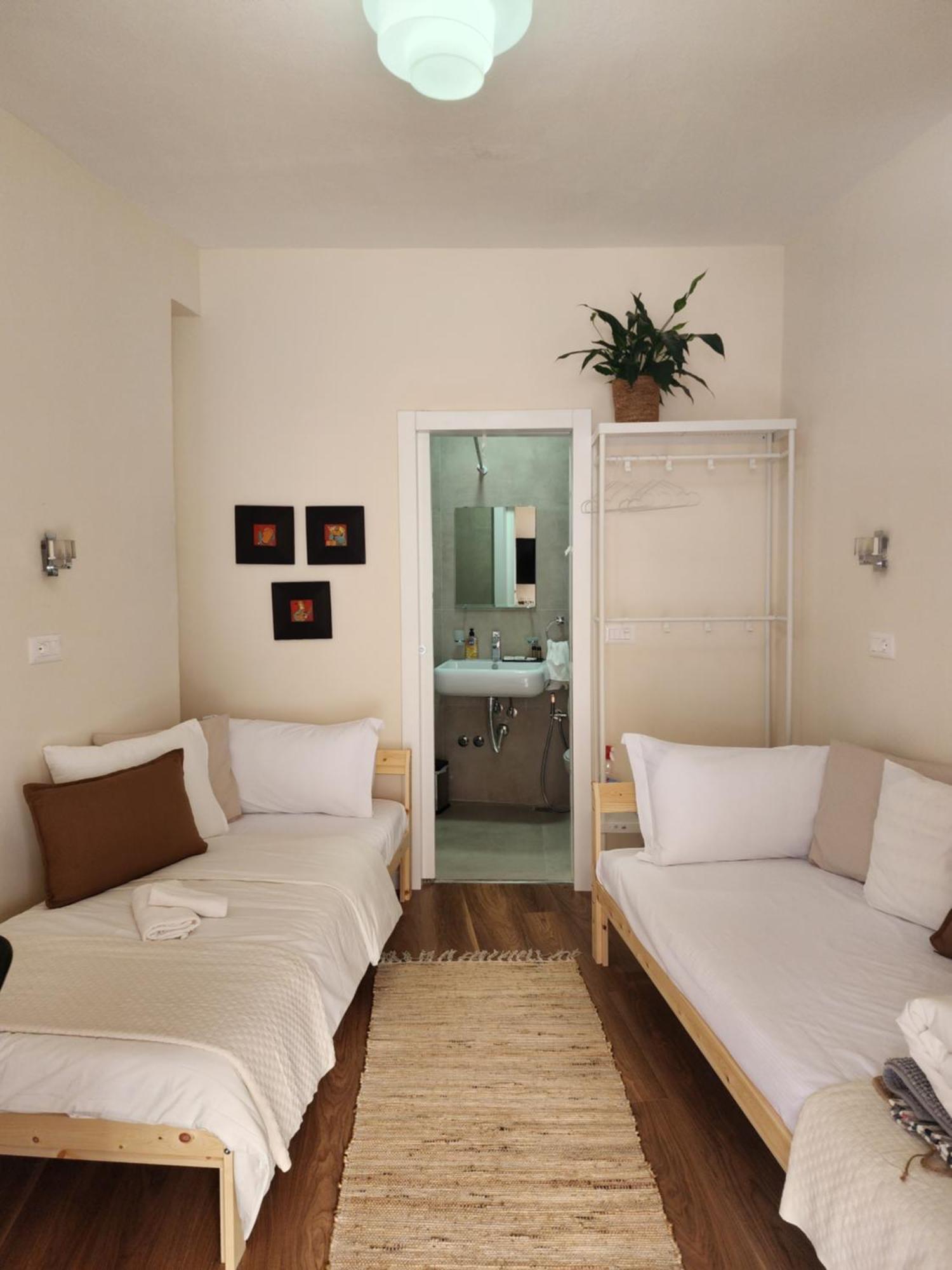 Apartamento Dhami Gjirokastër